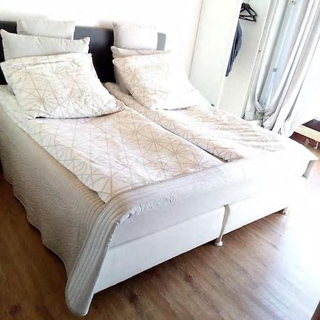 Bames Badurach Metzingen Stuttgart Apartment Bad Urach Exterior foto